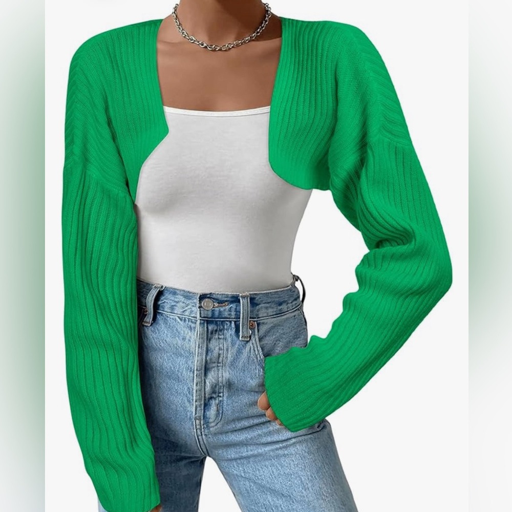 NWOT Cardigan New condition Green bolero Medium